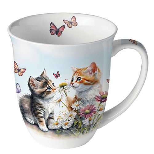 Mug chattons kittens in flower field - ambientes